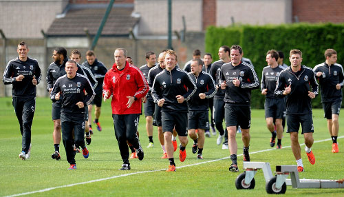 马德兴：海港队低调埋头干事，球迷不树敌，这是中超需要的（马德兴：海港低调务实，球迷不树敌——这才是中超所需）