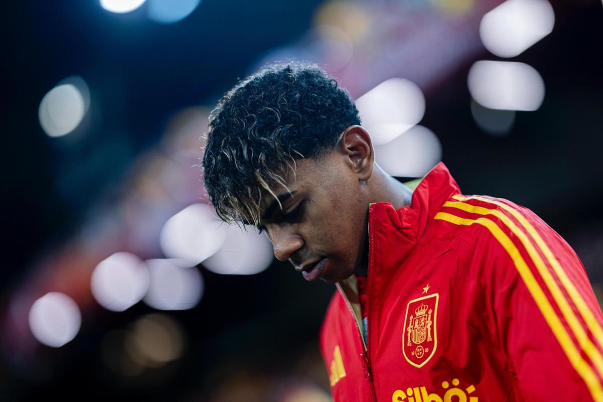 马丁内利：埃斯特旺是个好小伙，但希望他对阵枪手状态别太好（马丁内利称埃斯特旺很不错，但希望他对阵阿森纳别太神勇）