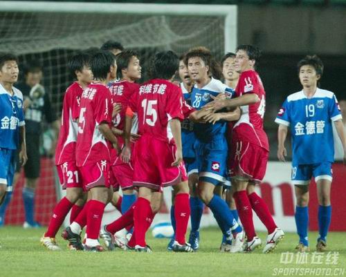 官方：皮奥-埃斯波西托荣获2025年金童奖最佳意大利年轻球员（官宣：皮奥-埃斯波西托当选2025金童奖意大利最佳新星）