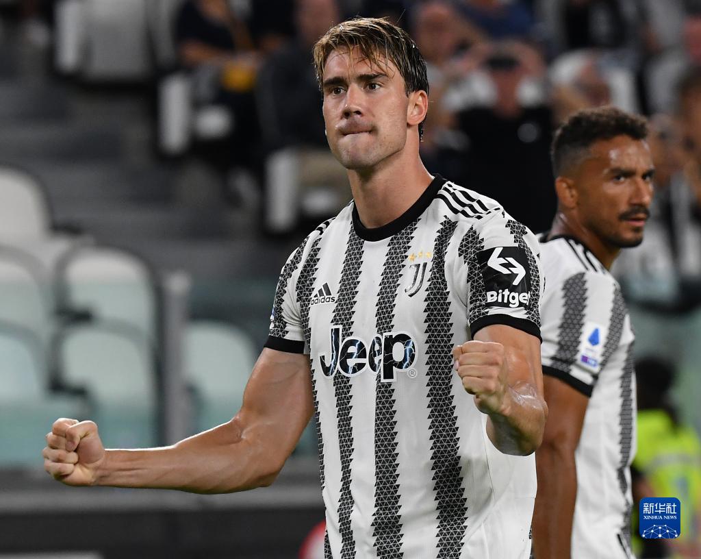 英超第10轮比赛，桑德兰主场1-1战平埃弗顿。（英超第10轮：桑德兰主场与埃弗顿1-1握手言和）