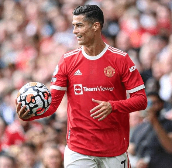 菲尔米诺：我很喜欢维尼修斯，但利物浦对阵皇马我希望红军赢（菲尔米诺：我很欣赏维尼修斯，但红军战皇马时我更盼利物浦取胜）