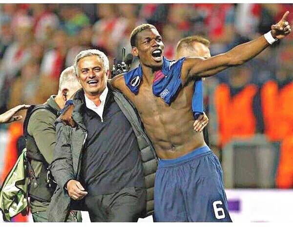 NBA：勇士主场击败灰熊 库里狂砍45分（勇士主场擒灰熊 库里轰下45分）