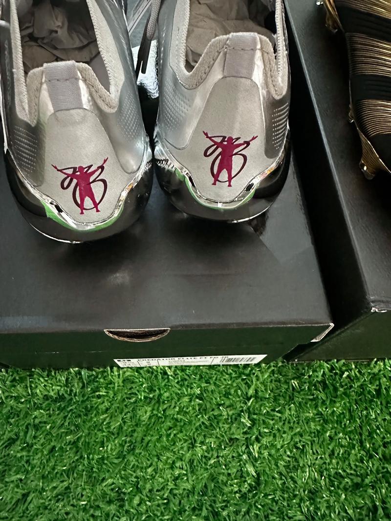 梅州客家主帅：理论上还没降级，对阵国安只求打出精彩比赛（梅州客帅：保级仍有希望，战国安只求奉献精彩一战）