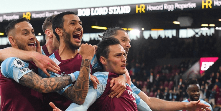 荷兰客战波兰：范戴克、廷贝尔、加克波首发，莱万出战