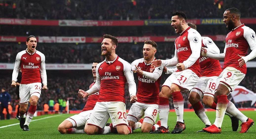 经纪人：我的话完全被断章取义了；孔蒂就像洛博特卡的父亲（经纪人：我的言论被严重误读，孔蒂对洛博特卡如父亲般关怀）