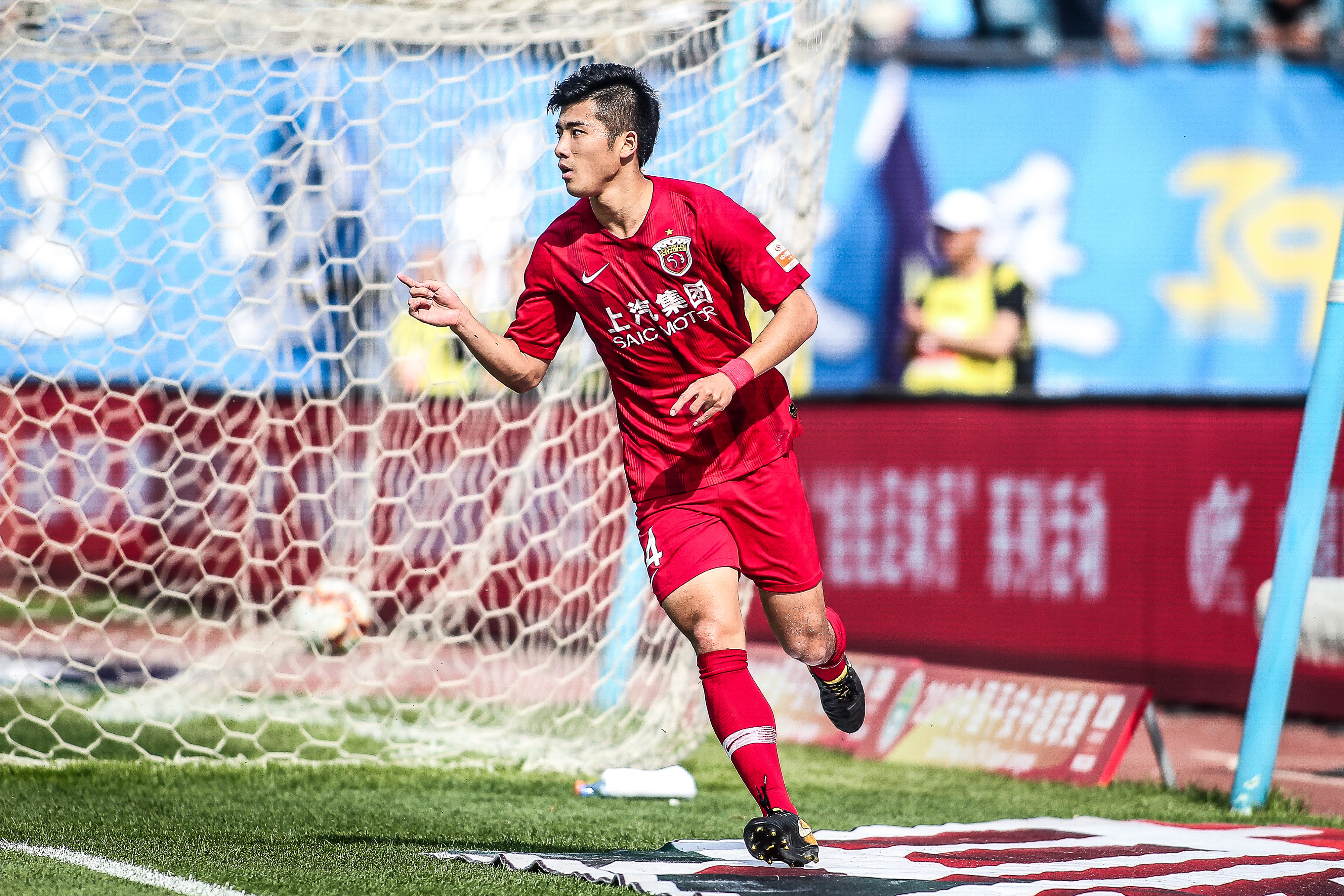 放弃阿根廷选择为意大利出战？卡斯特罗：我不能也不想那么做（被传将弃阿根廷改为意大利出战？卡斯特罗：我做不到，也不愿意）