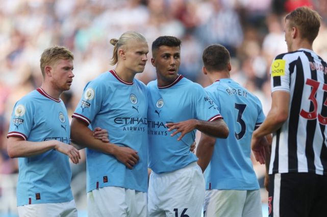 东体：蒯纪闻的伤势情况目前来看不至于像外界传得那么严重