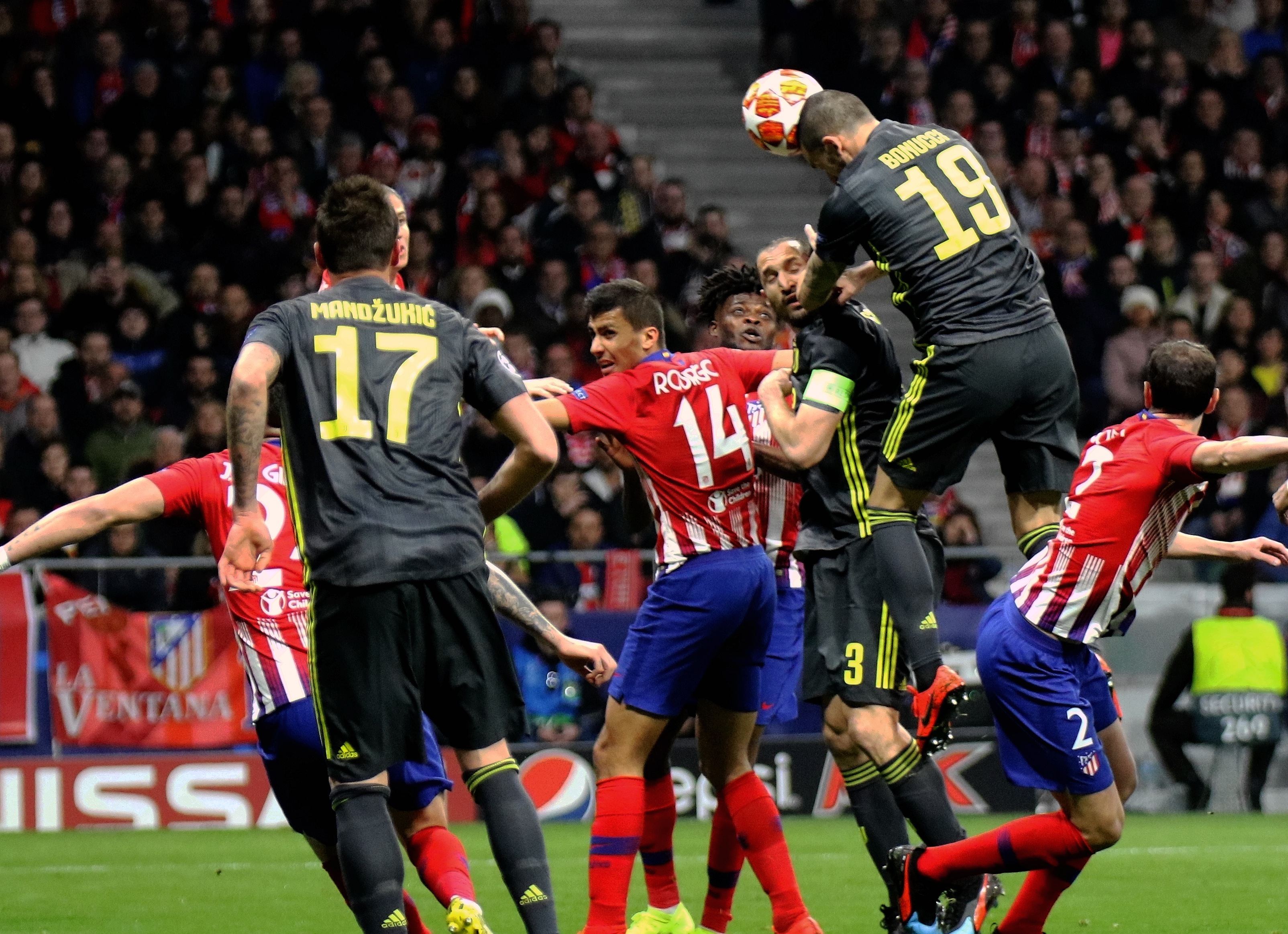 米兰跟迈尼昂续约已达成口头协议，续约2年加一年选择权（米兰与迈尼昂口头达成续约：2年合同，另含1年选项）