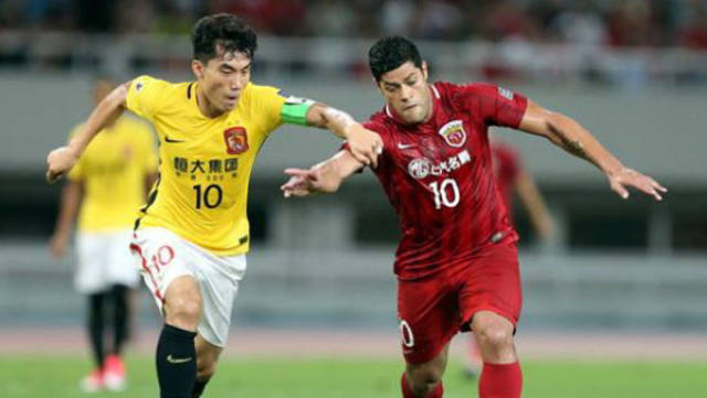 戴维对乌迪内斯的进球被吹越位，但VAR划线似乎存在问题（戴维对阵乌迪内斯进球被判越位，VAR划线判定存疑）